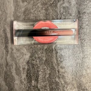 HUDA BEAUTY Demi Matte Lipstick - SHEro